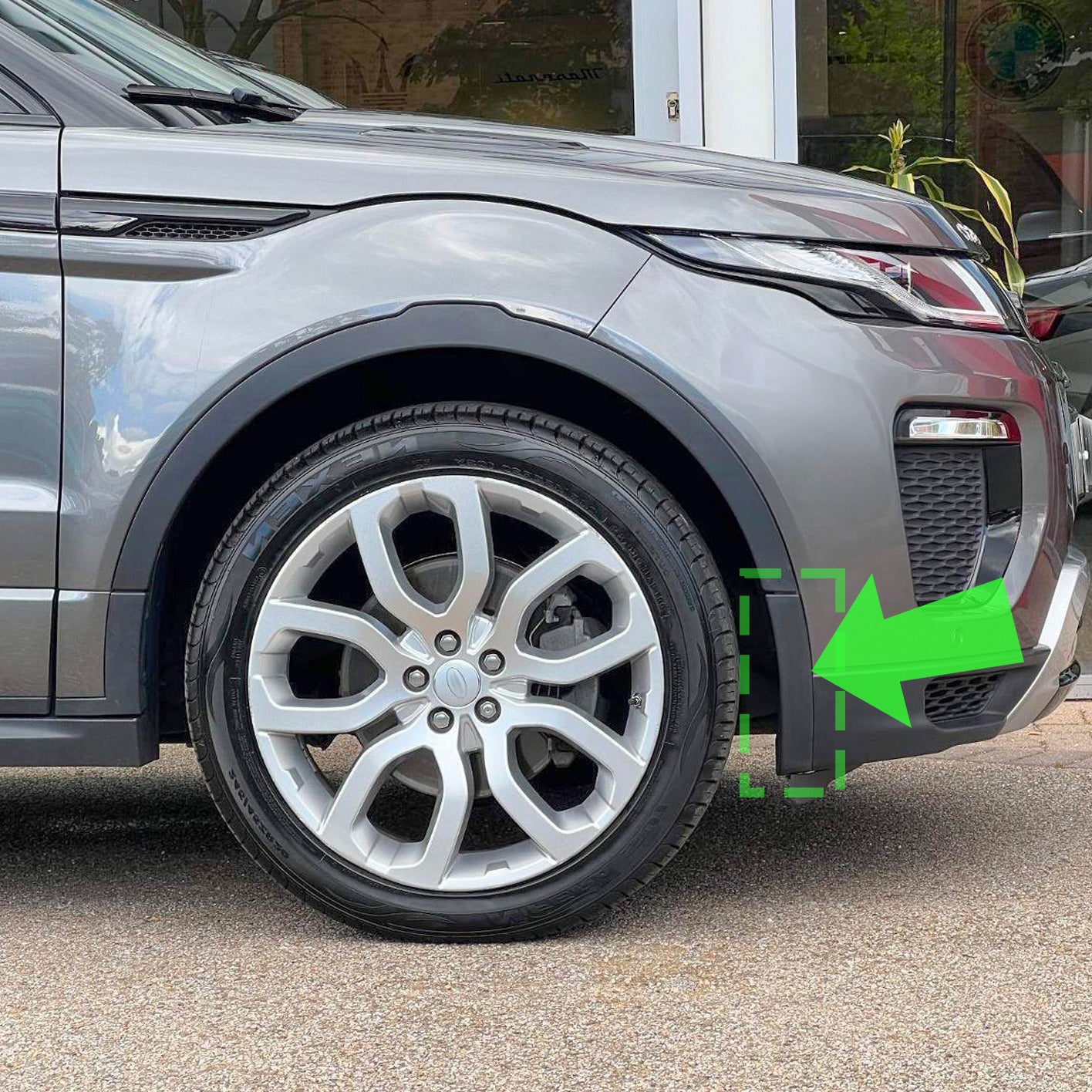 Front Wheel Arch Trim 'Small Section' for Range Rover Evoque 1 (2011-18) - RIGHT