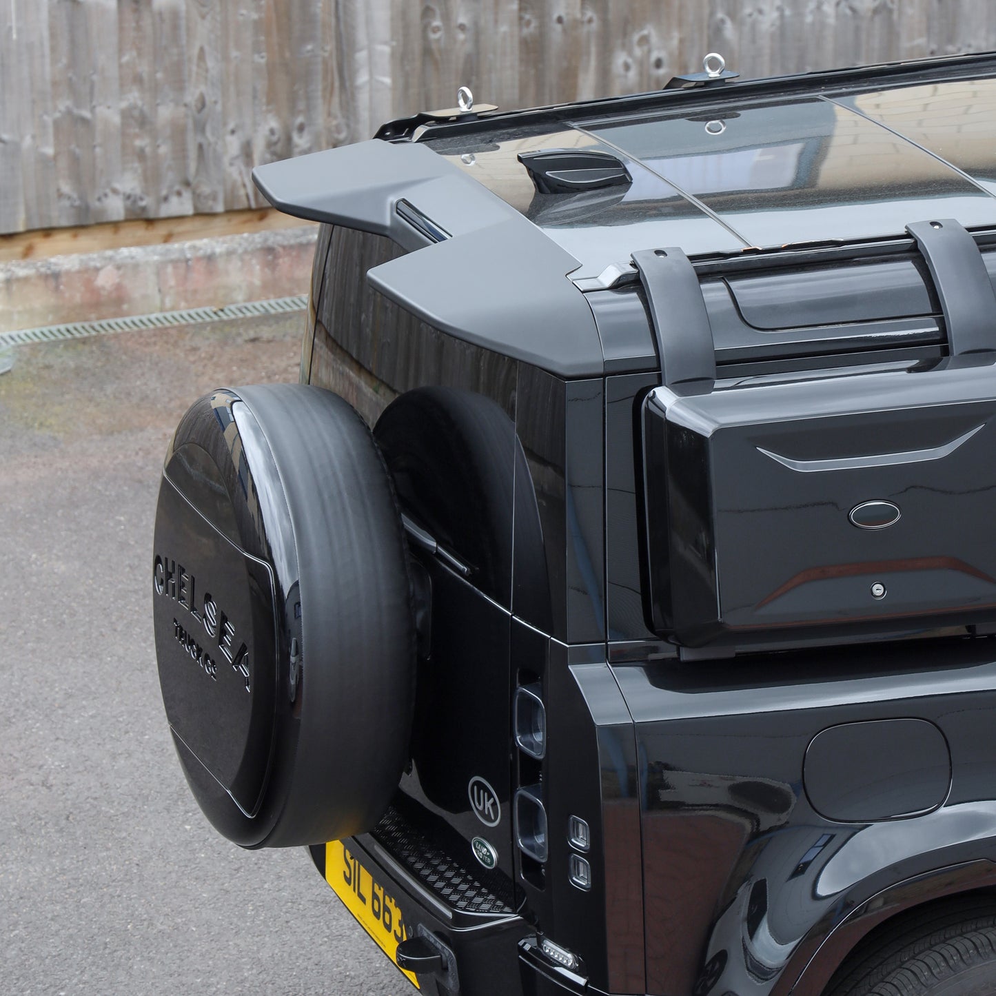 Rear Spoiler for Land Rover Defender L663 - Kahn Design