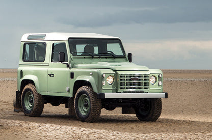 Heritage Style Grille - Silver - for Land Rover Defender